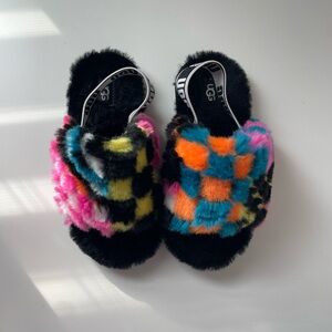 UGG Vibrant Fluffy Slippers - Black, Pink, Yellow, Orange